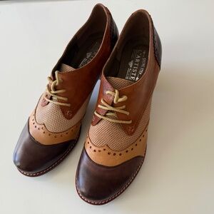 L’ARTISTE, genuine leather heels